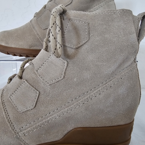 Sorel Evie Lace-Up Wedge Boots Women's Size 8 Waterproof Suede - Picture 2 of 13